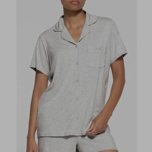 Skims Short Sleeve Sleep Top Light Heather Gray Large (Top Only) ST-SST-4758W